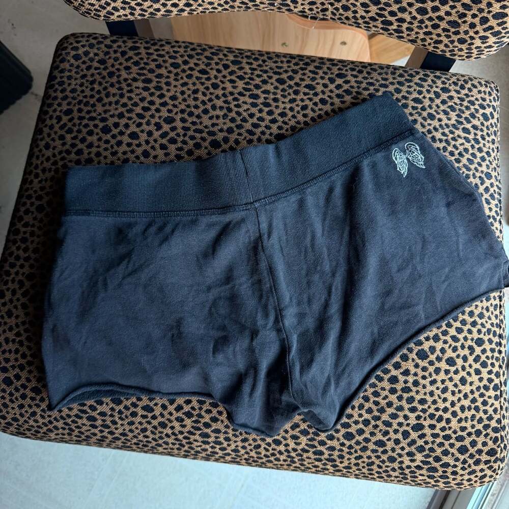 Victoria's Secret Supermodel Essentials Shorts Size S Black Fleece